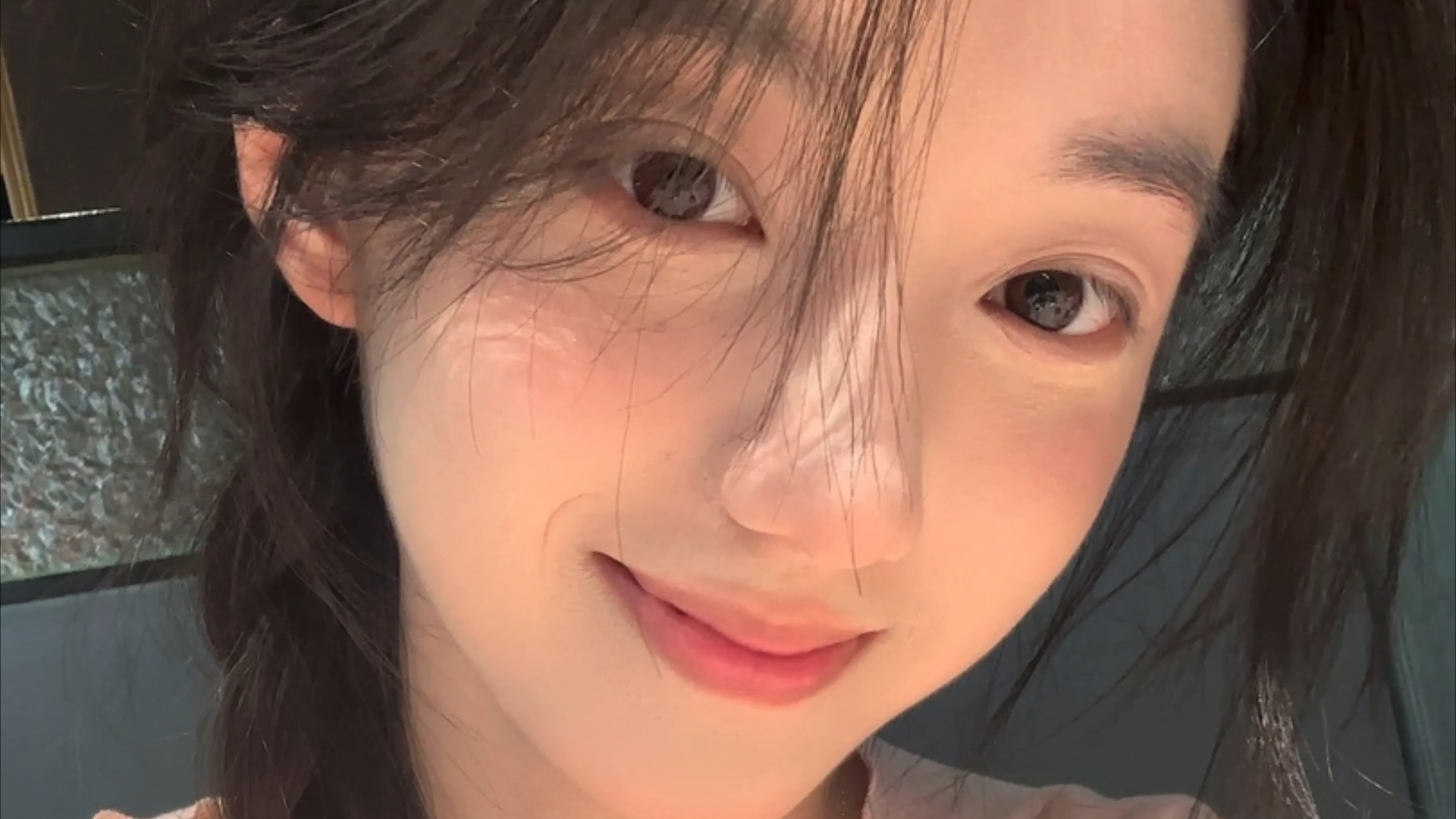 人民日报：无关工作的线上打卡，岂能转发给社区干部？